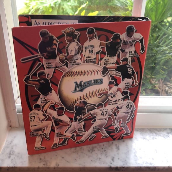Marlins Paper Binder - Picture 3 of 8